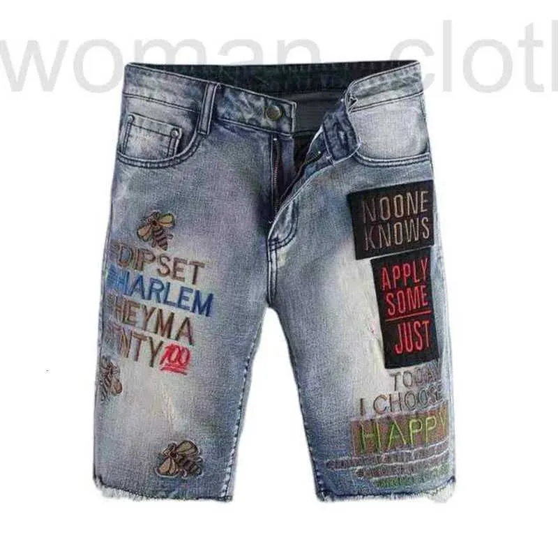 Heren jeans ontwerper zomer geborduurde denim shorts heren gepersonaliseerde ruwe rand lichtblauw bloempatroon slanke rechte gat broek kgtx