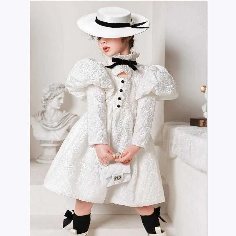 Girl's Dresses Luxury Young Children Girls Vintage White Dress Ball Gown Kids Princess CLothing Plain Child Stage Show Comes Baptism Dresses