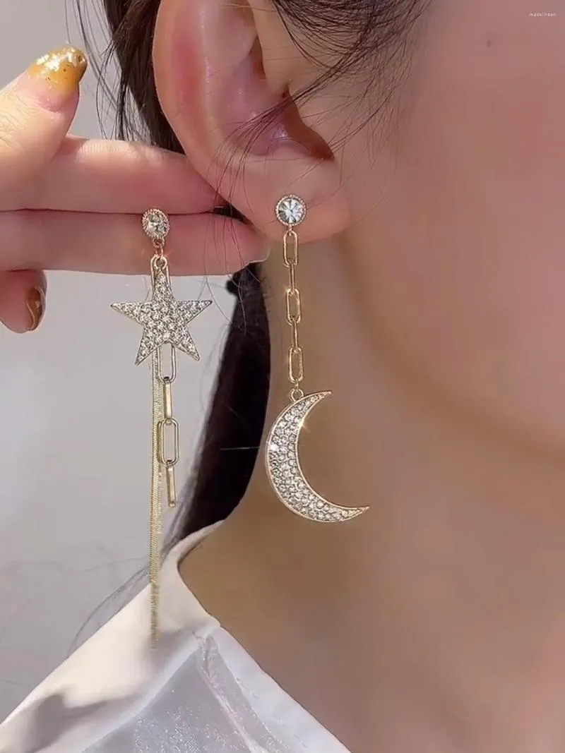 Studörhängen lolita smycken trendig personlighet Asymmetrisk stjärna Moon Rhinestone Advanced Design Ear