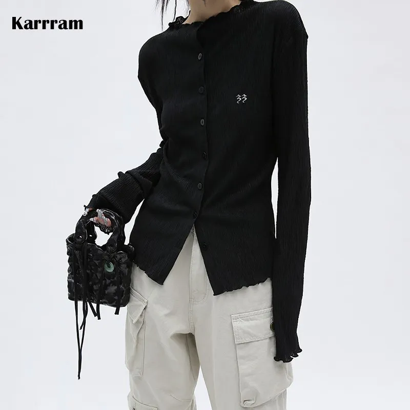 女性のブラウスシャツKarrram Yamamotoスタイルブラックダーク美学ゴシックブラウスグランジ日本語エモアルト服プリーツデザインゴスY2K 230227