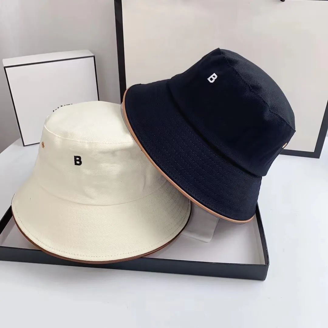 2023 designer bucket hatt bred brättad hatt broderade alfabet för män och kvinnor handfat hattar solskydd solskydd vår utomhus resor High-end kvalitet