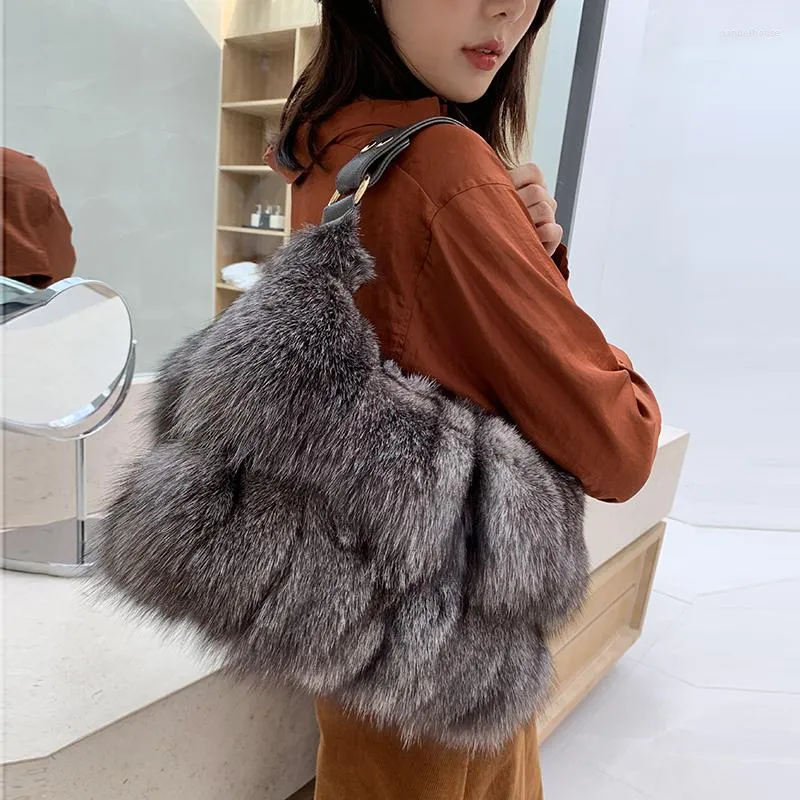 Skolväskor Spring Lady Luxury Handbag Women Fashion Fur Shoulder Bag Top Quality Messenger S8803