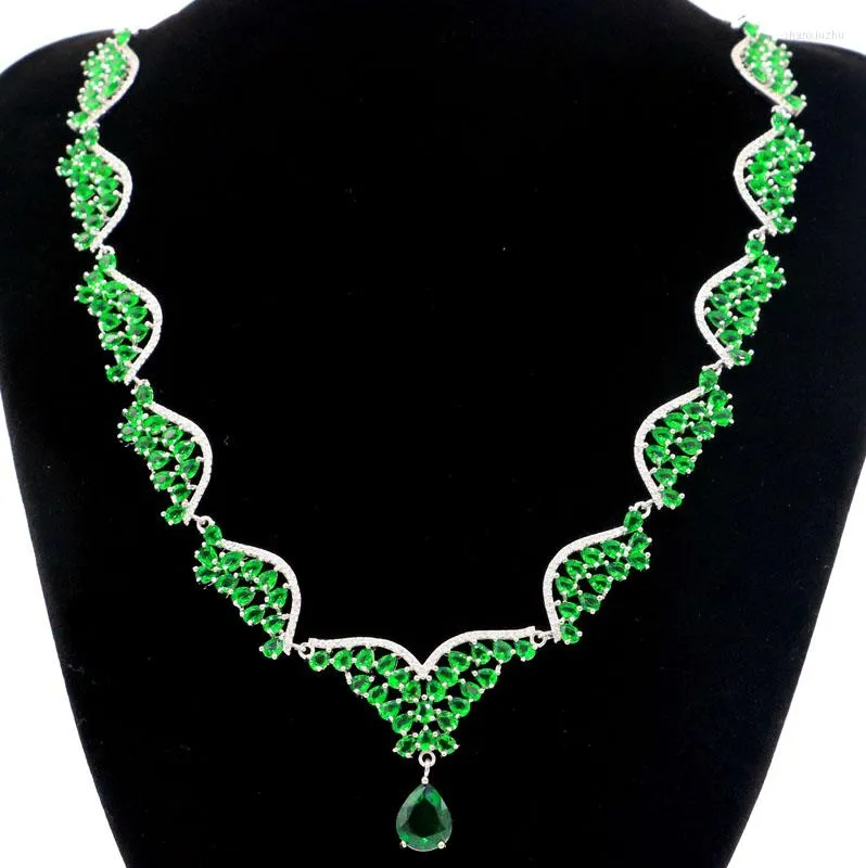 Catene 38x35mm Deluxe Creato 27g Verde Smeraldo Tanzanite CZ Matrimonio Regalo per Donna Collana in Argento 18-20 pollici