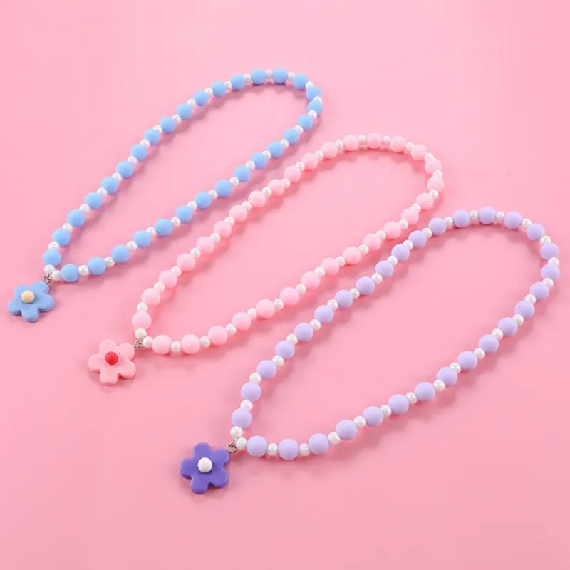 Pendentif Colliers Collier de fleurs avec décor de perles blanches Plage mignonne pour les filles Vie quotidienne Xin-Pendentif