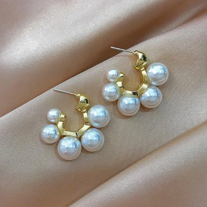 Stud Earrings Contracted Exaggerated Round Pearl Retro Fashion Creative Type C Women Jewelry Gifts