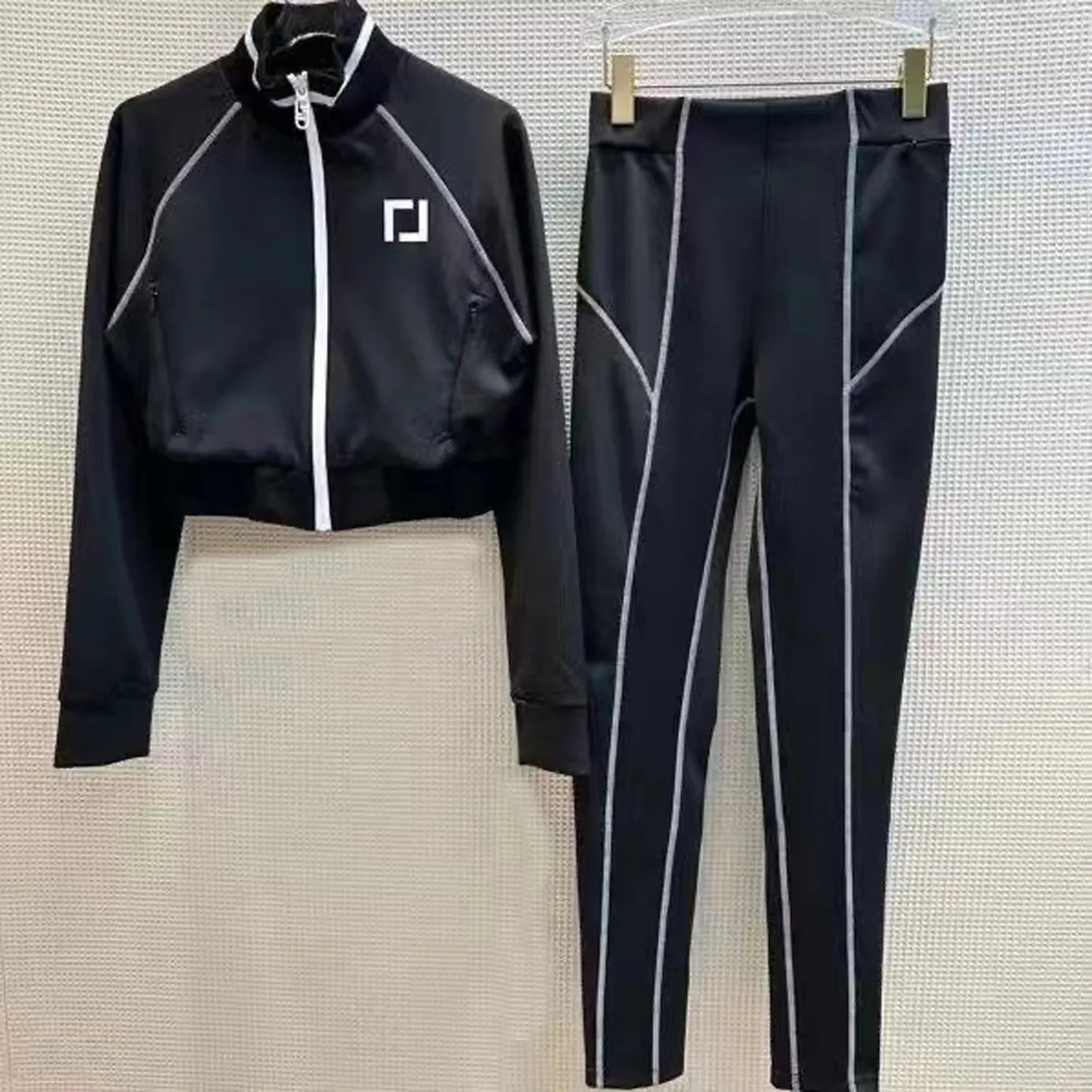디자이너 여성 재킷 2 피스 세트 바지의 옷 겉옷 럭셔리 브랜드 의류 이중 F 긴 슬리브 레저 스타일 스포츠웨어 크기 smlxl