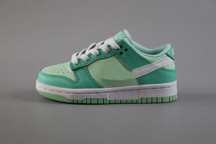 Chaussure enfant cheap courir jordan