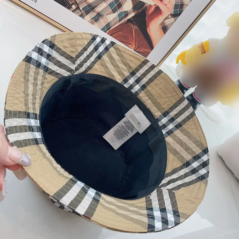 Sombrero de cubo de diseñador de lujo para hombres y mujeres, sombrero de cubo, estilo clásico de rayas, sombrilla de viaje al aire libre, fiesta social aplicable 3841452