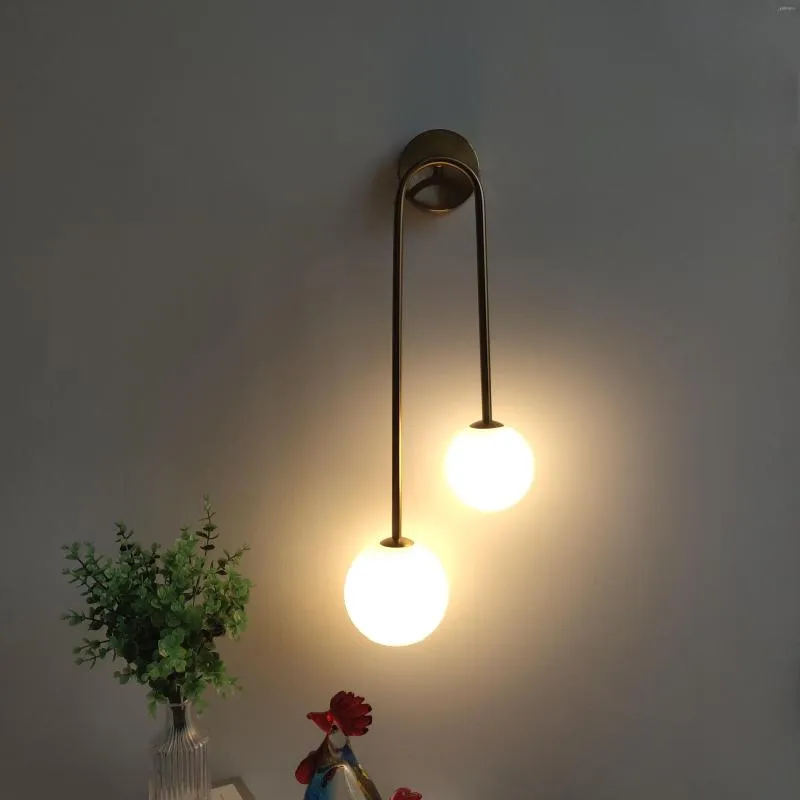 Lampade da parete Luci a LED per illuminazione da comodino camera da letto El Decorazione per scale Lampada per interni in ottone con sfera in vetro