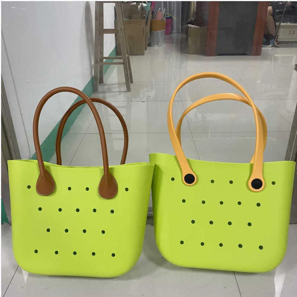 Beach bags New Design Charms Women Beach Waterproof Tote Bags Custom Summer Rubber Totes Large Fashion Eva Plastic Silicone Bag With Holes 0228