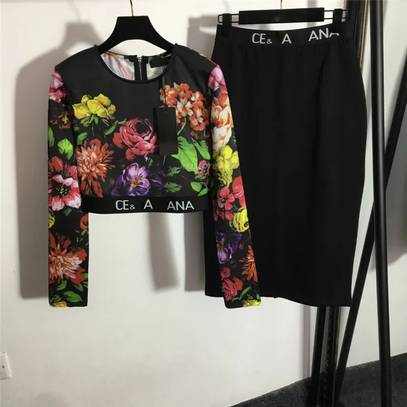 23SS Women Designer Two Piece Dress Sets With Floral Letters Print Girls Milan Runway Brand Yoga Outwear Pullover Sweatshirt Crop Tops Shirts And Midi Skirts Sets