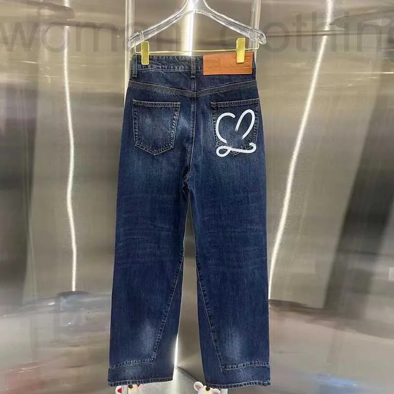 Jeans para mujer Diseñador 2022 Nuevo estilo Impresión Ligeramente acampanado Pierna ancha Pantalones drapeados Cintura alta Denim Mujeres Otoño e invierno VVMY