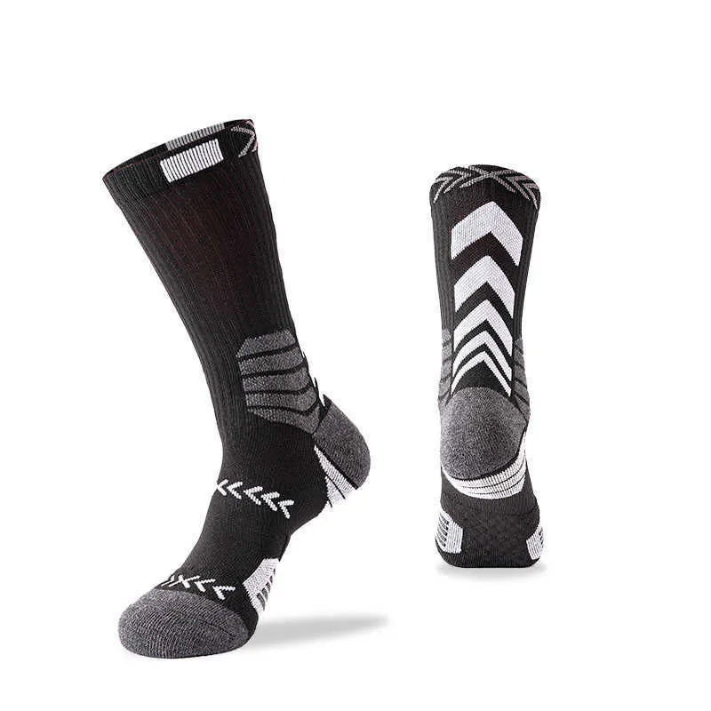 Herrstrumpor Herrens fotbollsstrumpor Comfor Sport Men Socks Striped Midcalf korta strumpor som andas mjuk absorberar svett som kör professionell Z0227