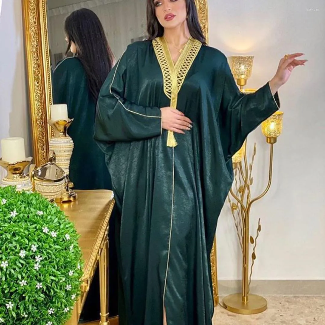 Ethnische Kleidung 2023 Arabisch Dubai Türkei Strickjacke mit Fledermausärmeln Abaya Lange muslimische Damenbekleidung Abya Kleid Islamisch Amerikanisch