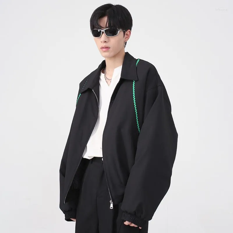 Herrjackor Men jacka Autumn Winter Korean Stripe Cotton Casual Coat 2023 Fashion Bright Line Decoration Male Topps T177