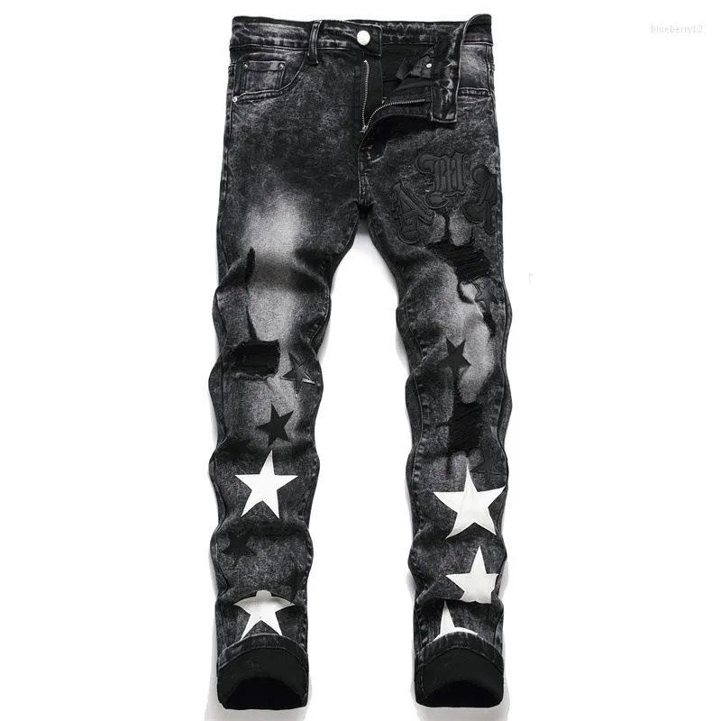 Jeans da uomo Stelle Pantaloni da moto di tendenza con ricamo strappato da uomo Streetwear Pantaloni hip-hop distrutti con fori casual in denim nero slim fit