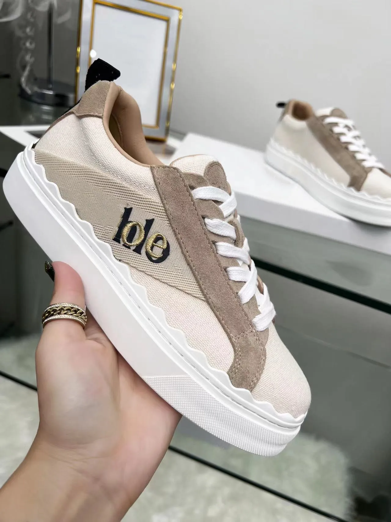 Trendy Women's Canvas Sneakers Stylish Platform Skates, Comfortable  Walking Shoes, Casual Flats, Black, White, Brown, Sizes EUR 35-45 - Main Image