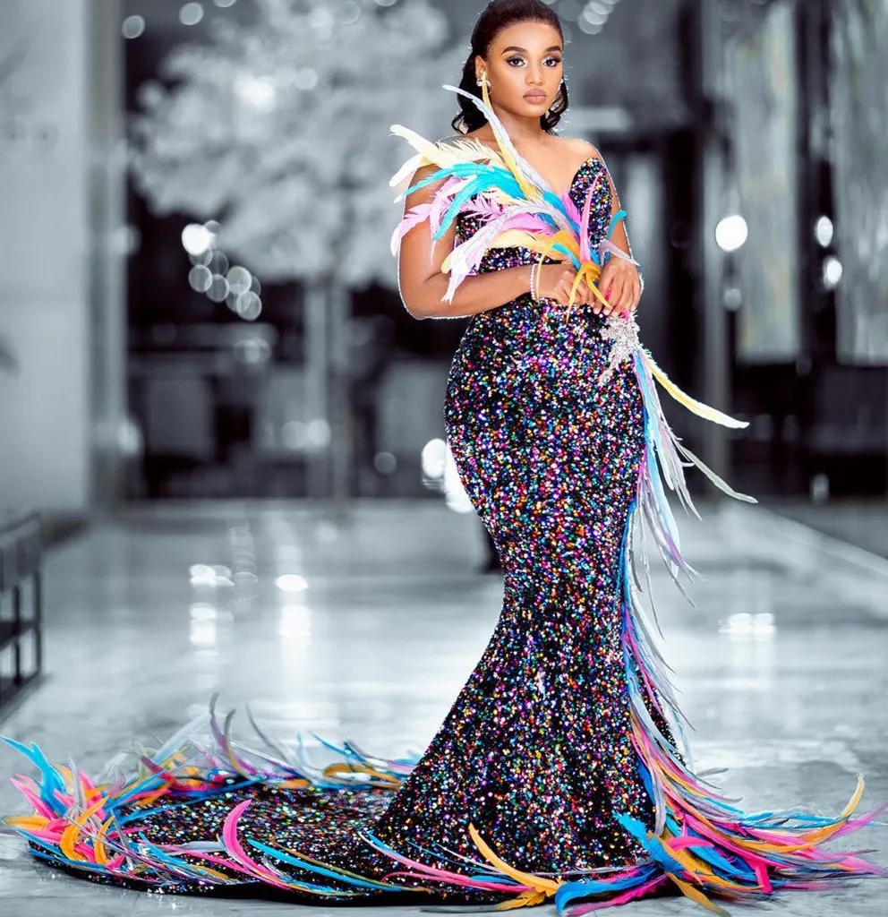 Arabe aso ebi sirène colorée robes de bal de plumes en dentelle à paillettes en dentelle fête formelle deuxième réception d'anniversaire de fiançailles robes zj354 407