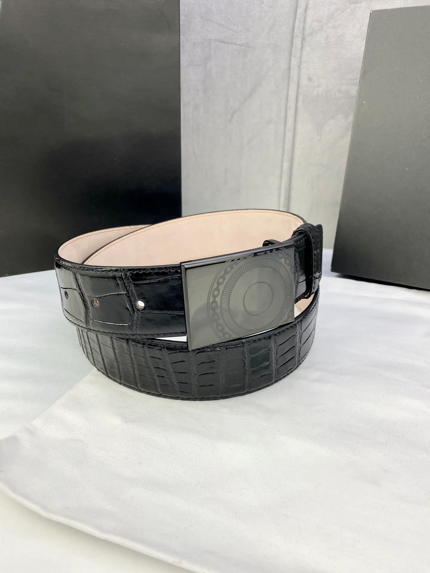 Mens Belt Belt Designer أحزمة جلدية أصلية Cintura Ceinture مع Box 4.0cm Fashion Buckle GZ08