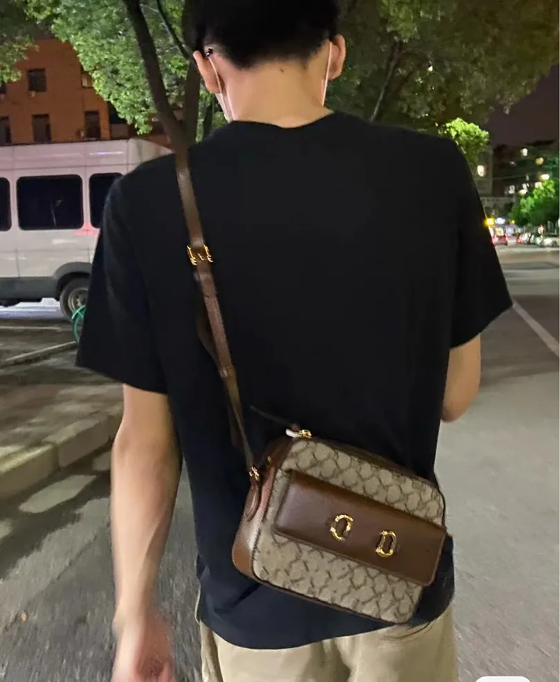 Designers 1955 mens Bags Saddle Shoulder Totes Crossbody Bag Man Genuine Leather Square Horsebit 22*18cm Zipper Pocket