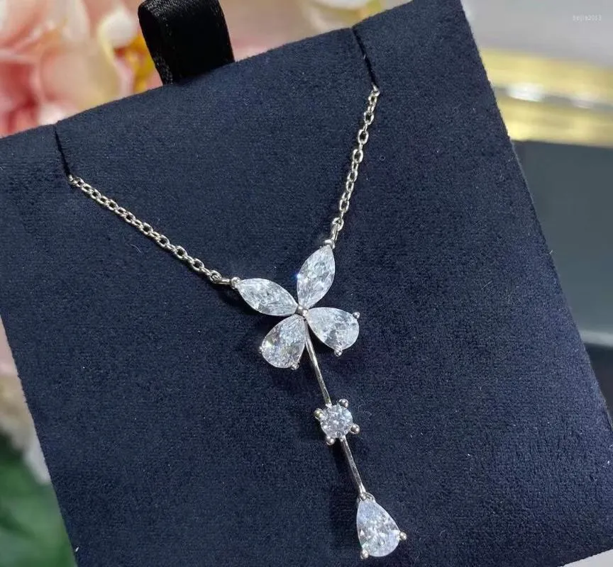 Pendant Necklaces Classic Women White Zircon Butterfly With Crystal Water Drop Necklace 925 Sterling Silver Pear Clavicle Chain Choker