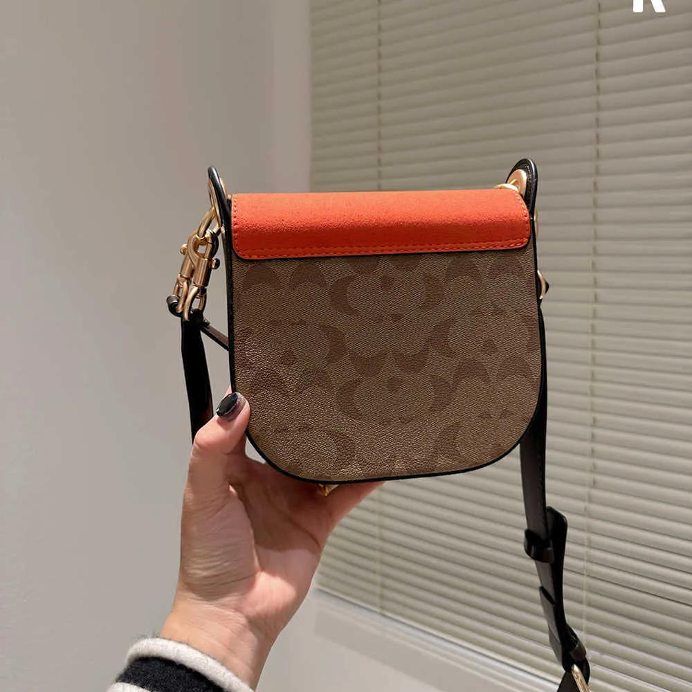 Nxy Evening Bags Classic Clutch Luxury Designer Purses Handbags Wallet Shoulder Style Brown Handbag Leather Women Tote Crossbody 230223