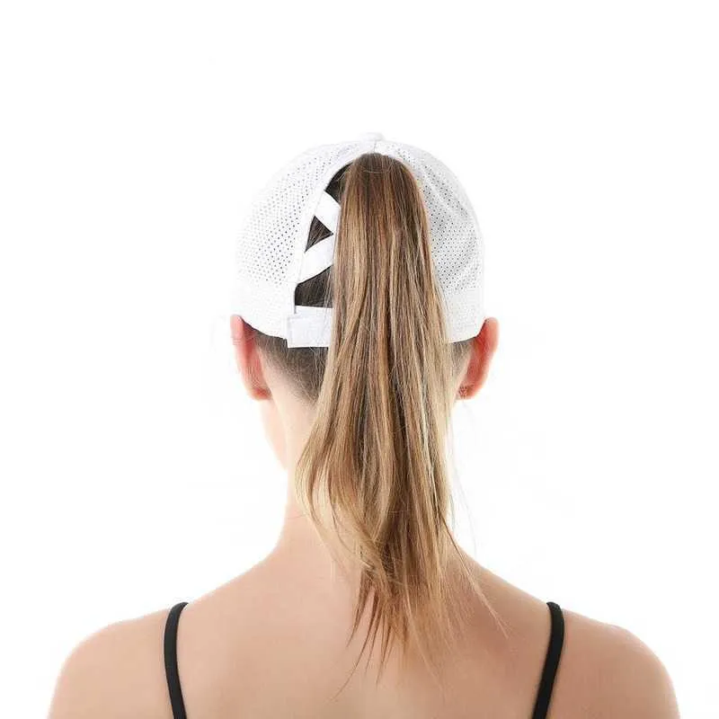 MICROFLEECE PONYTAIL HAT