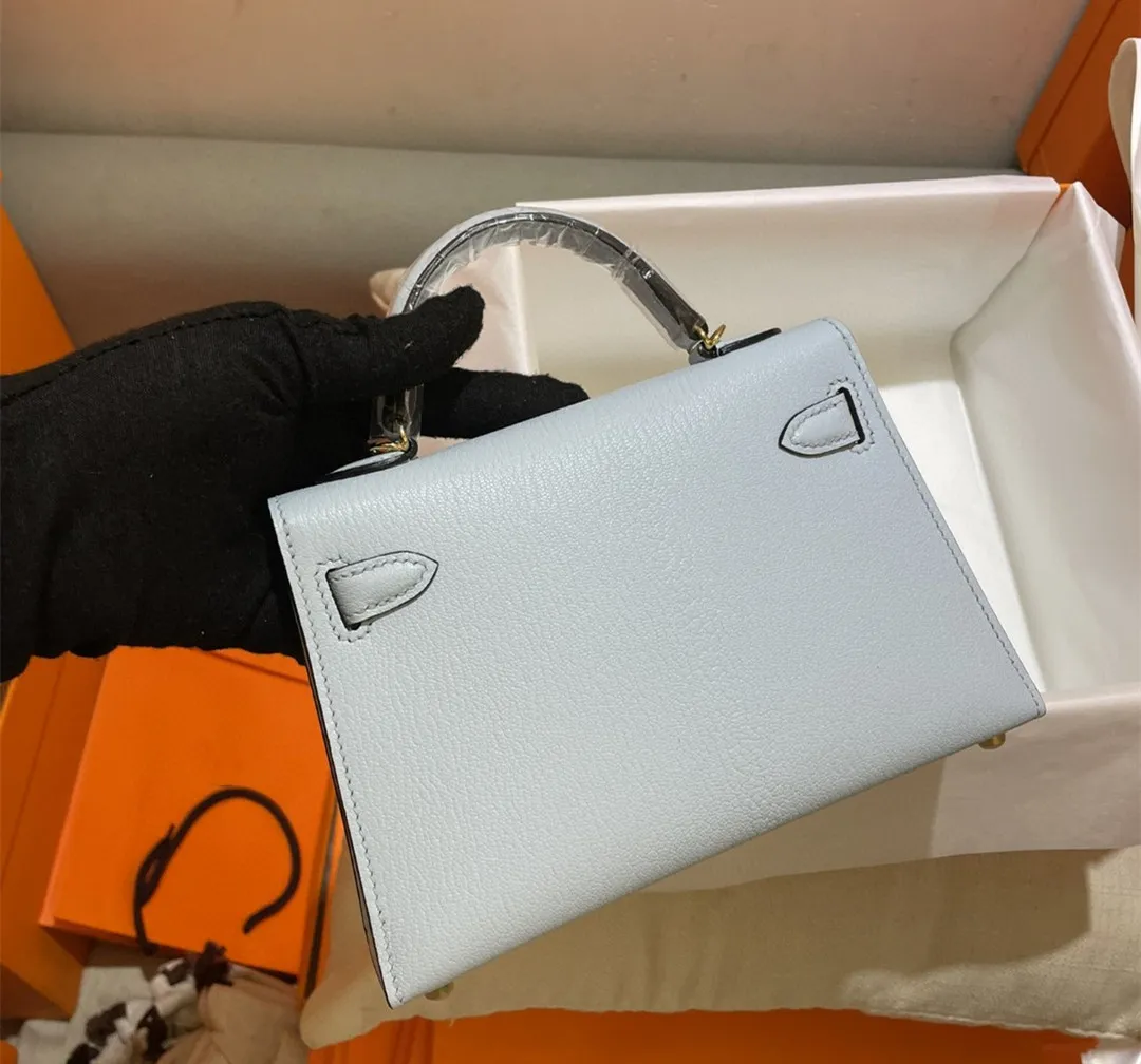 MINI LADY 17 BAG IN WHITE EMBOSSED LAMBSKIN WITH GOLDEN CLASP