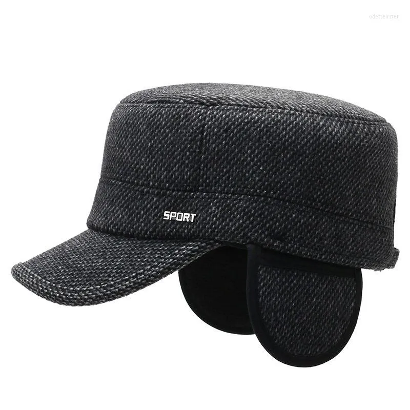 Berets Winter Army Cap vardaglig militär stil varm baseball unisex platt topp hatt med öronflikar klassisk strapback