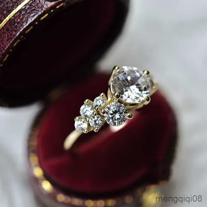 Полосы кольца женский белый кристалл один кольцо очарование желтого золота свадьба для женщин роскошная невеста циркона помолвка