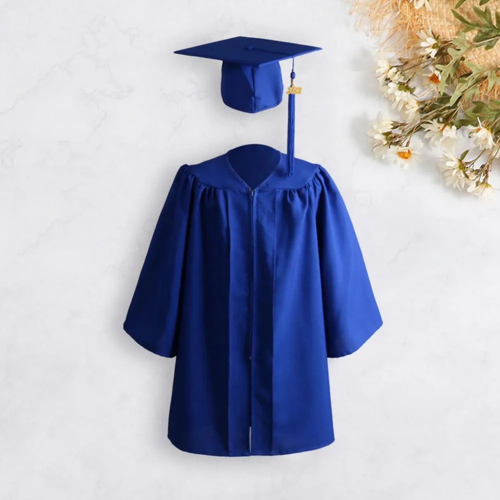 Kläder sätter examen klänning Löst blixtlås med hatt Tassel Utsökta detaljer Graduation Costume Polyester Kid Academic Dress Student Supplies 230601