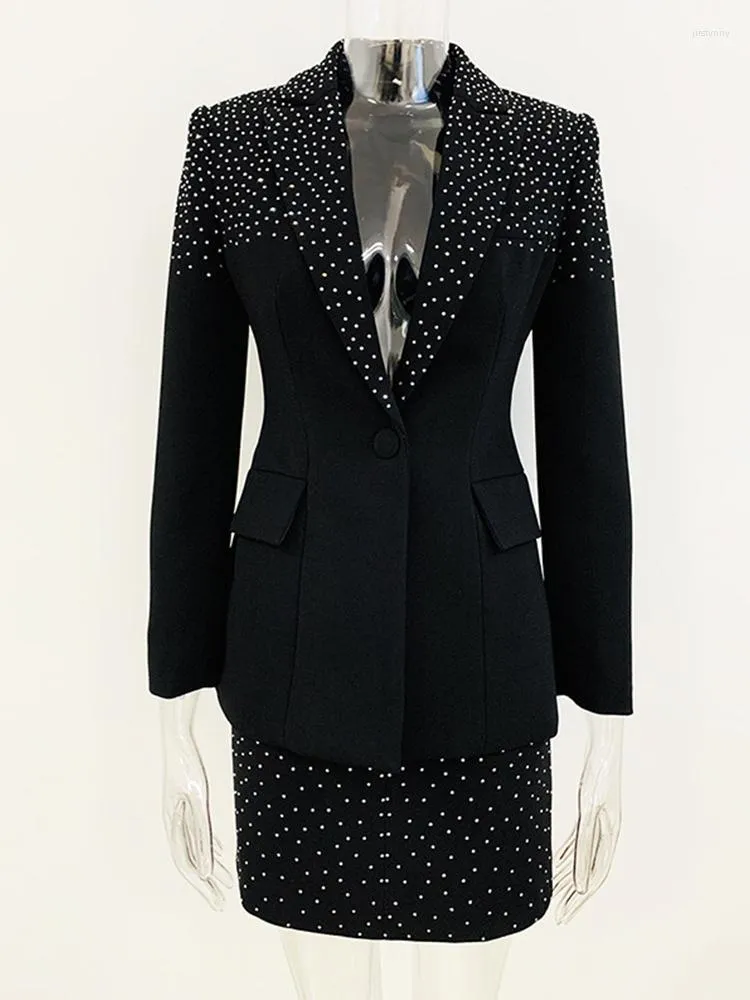 Tvådelt klänning blazer kjol kostymer rhinestone diamant 2023 designer mode smal en knapp svart jacka kappuppsättningar kläder