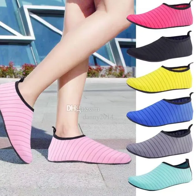 Sandalen Strand Waterschoenen Mannen Zomer Zwemmen sneaker Outdoor Mannen Vrouwen Slippers Sneldrogende Aqua Flats Creek schoenen Scuba Driving Training Sok