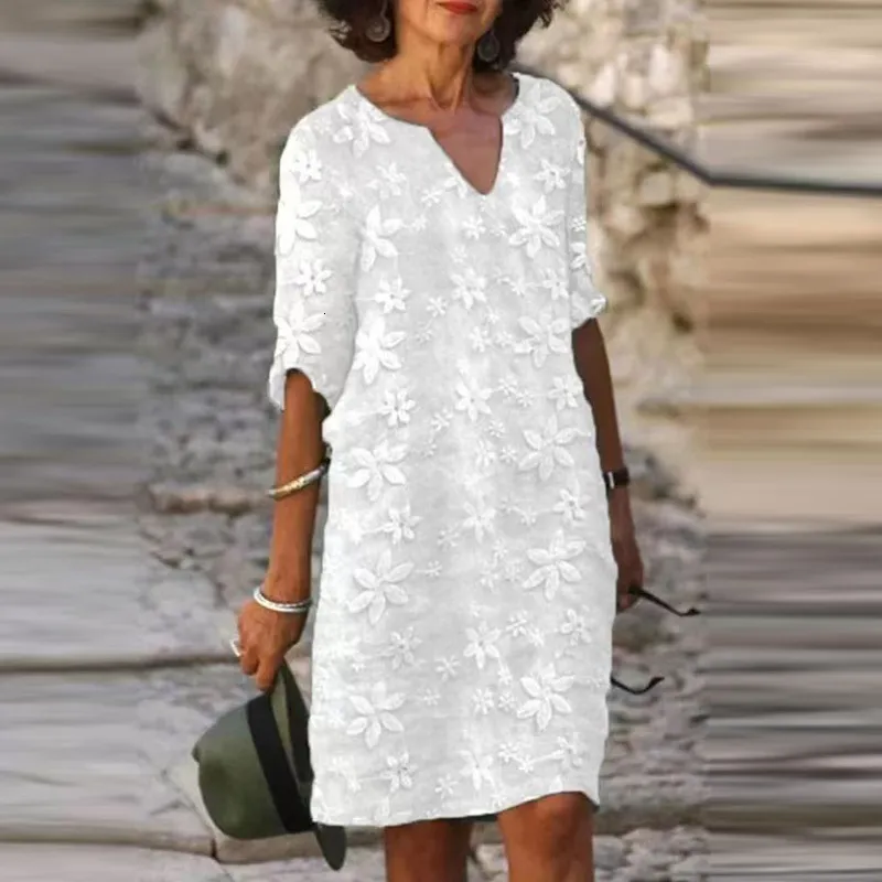 white christmas dresses Women's White Boat Neck Jacquard Cotton Mini Dress main image 0