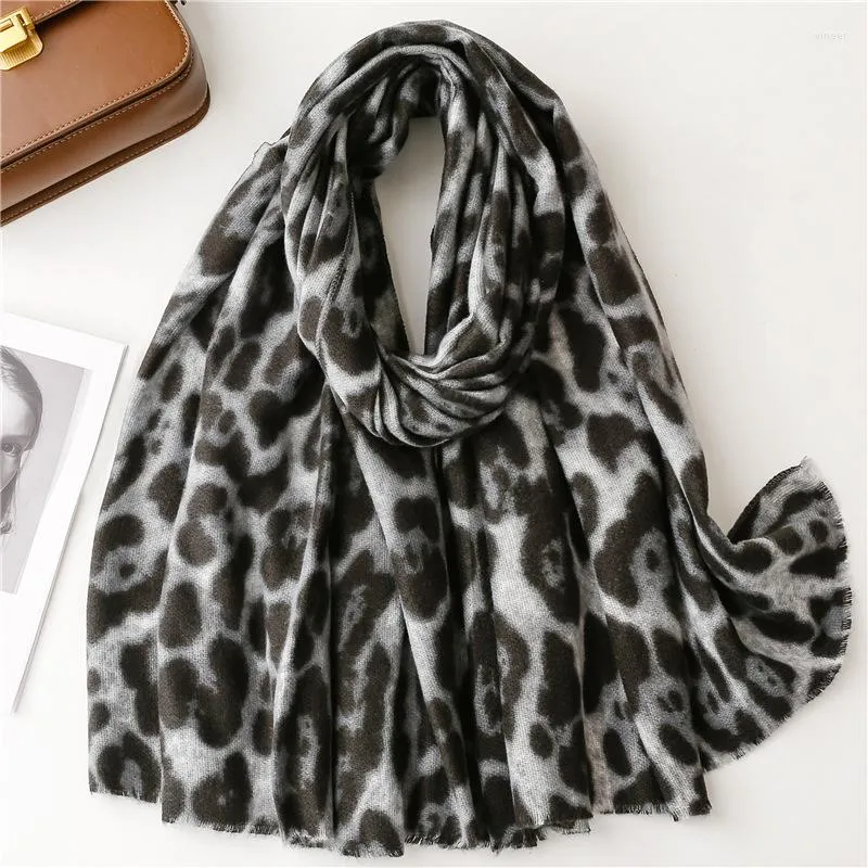 Scarves 2023 Fashion Warm Winter Cashmere Scarf Women Sexy Light Crey Pashmina Hijab Shawls Wrap Female Thick Blanket Soft Bufanda Stole