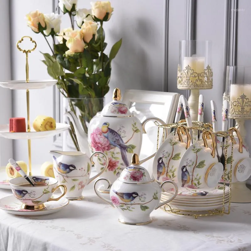 Tassen Untertassen 2023 Britischer Stil Luxus Edle Bone China Kaffeetasse Set Topf Teekanne Untertasse Löffel Zuckerdose Erstklassiger Tee