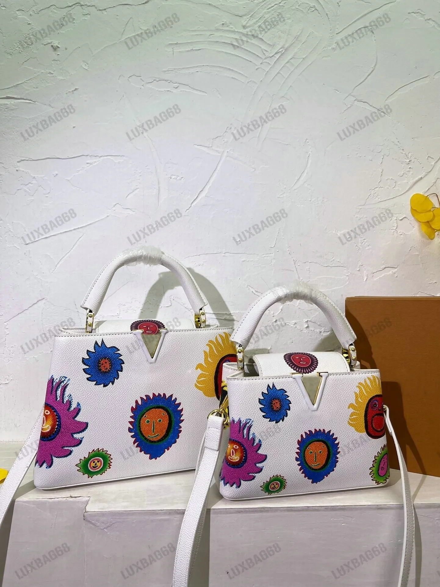 2023SS YK CAPUCINES MM PM Bolsas de grife femininas grifes bolsa de luxo Yayoi Kusama rostos coloridos bolsas com alça superior M21726 bolsas de colaboração de pontos