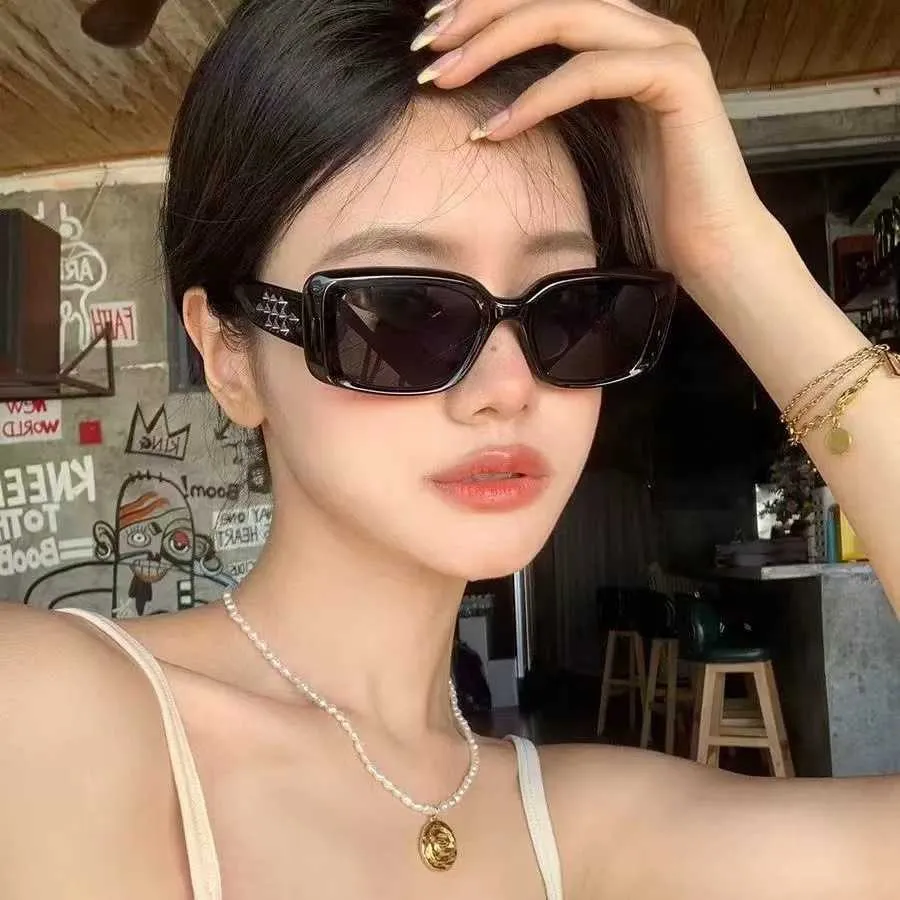 Sonnenbrille Hochwertige Sonnenbrille mit kleinem Rahmen und Damenmode Han Tianku Hot Girl Net Red Ins Sonnenbrille