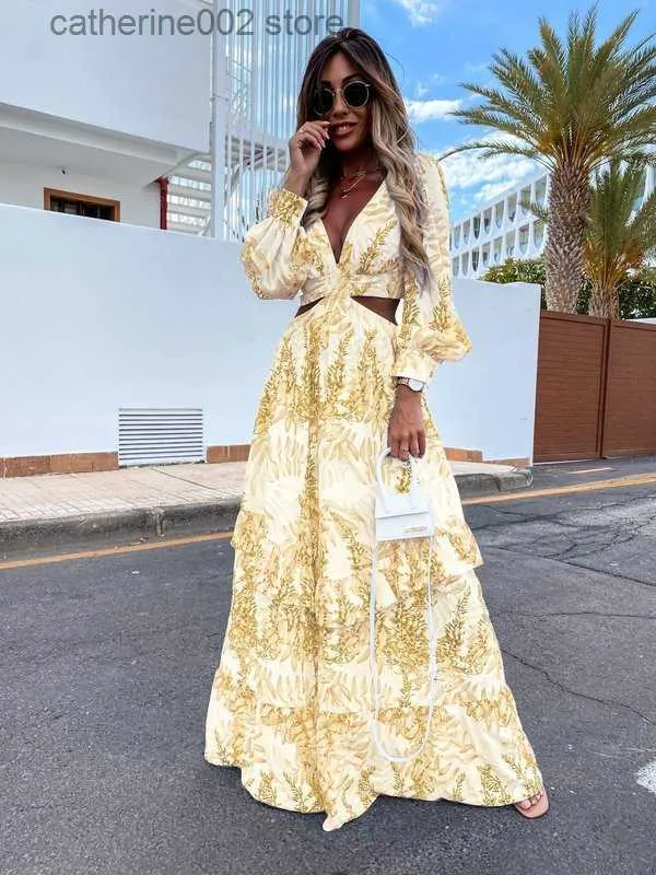 green emerald velvet dress Boho Long Sleeve Lace Two Piece Wedding Dress main image 0
