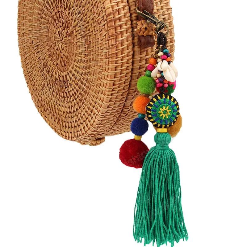 Bohemian Keychain Wood Pärlor hängande Tassel Trinket Pompom Key Chain Accessories Bag Charms för Women Car Oranment Key Holder