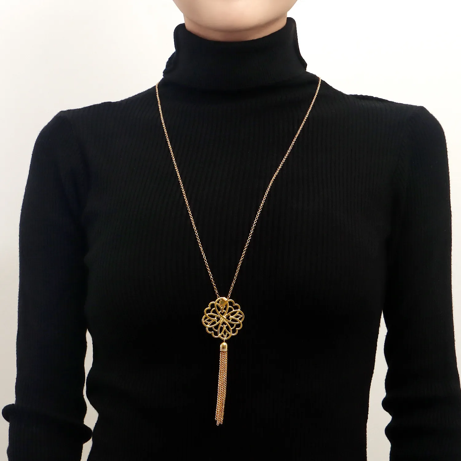 INS hollowed out lotus tassels long necklace sweater chain women simple new autumn and winter accessories pendant necklace for female wholesale