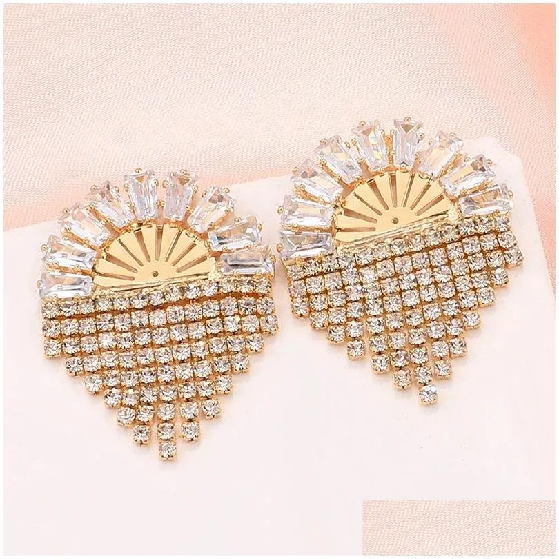 Stud Moda Versátil Diamante Semi Circar Borla Pendientes Para Mujeres Pendiente Coreano Fiesta de Cumpleaños Regalos de Joyería Drop Delivery Dhuyt