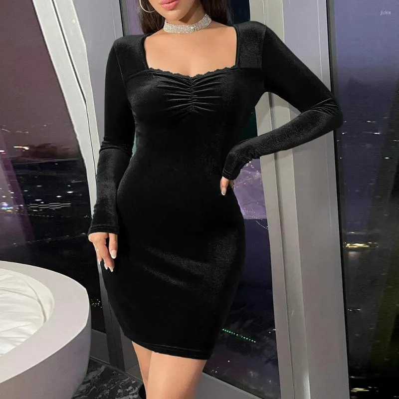 Save Big on Bulk Square Neck Bodycon Dress Sheath Formal Dresses: Women's  Mini Velvet Dress, Elegant Square Neck Bodycon, Long Sleeve, Solid Color, 