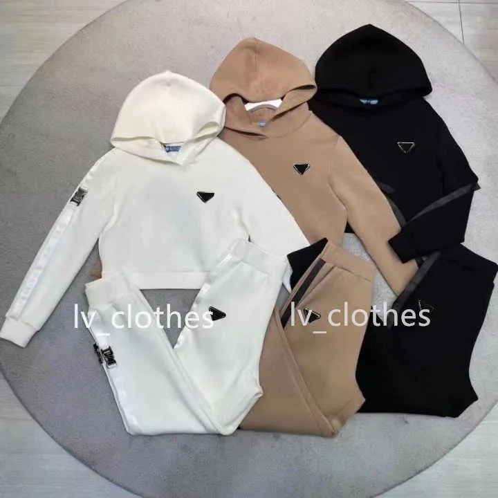 Hoodie Sportswear Designer voor dames tweedelige dames met lange mouwen Hoodie Honkbalpak Casual broek Fashion Street Clothing Jogger Training Pak