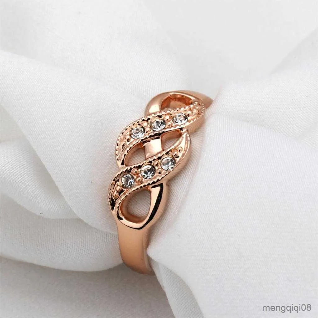 Anneaux de bande Engagement de mariage en forme de vague en forme de vague pour femmes Mesdames belles élégants bijoux de bague de couleur en or rose élégant