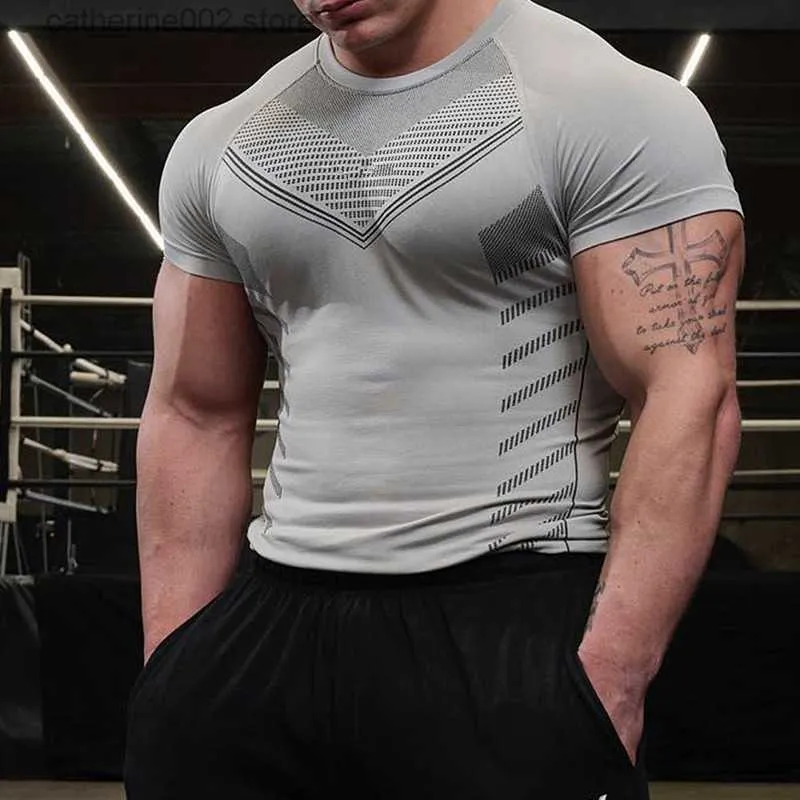 Heren T-shirts Mens Muscle T Shirt Bodybuilding Fitness Heren Tops nauwsluitend T-shirt Plus Big Size Tshirt Comprimeren Mesh Losse korte mouw T230601