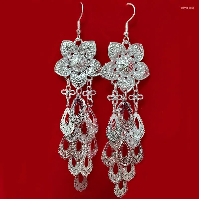 Boucles d'oreilles pendantes LosoDo bohème rétro Simple sauvage Miao femme fleurs en forme de goutte plume gland ethnique vêtements accessoires