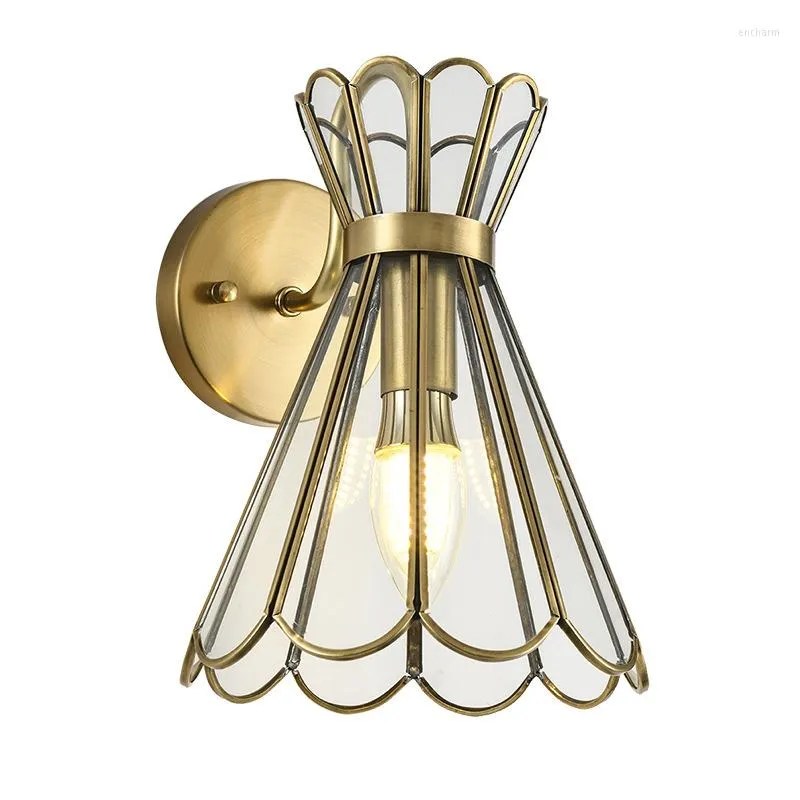 Lampada da parete di lusso tutto in rame LED El paralume in vetro per soggiorno Post Modern Indoor Aisel Decor Brass Sconce Light