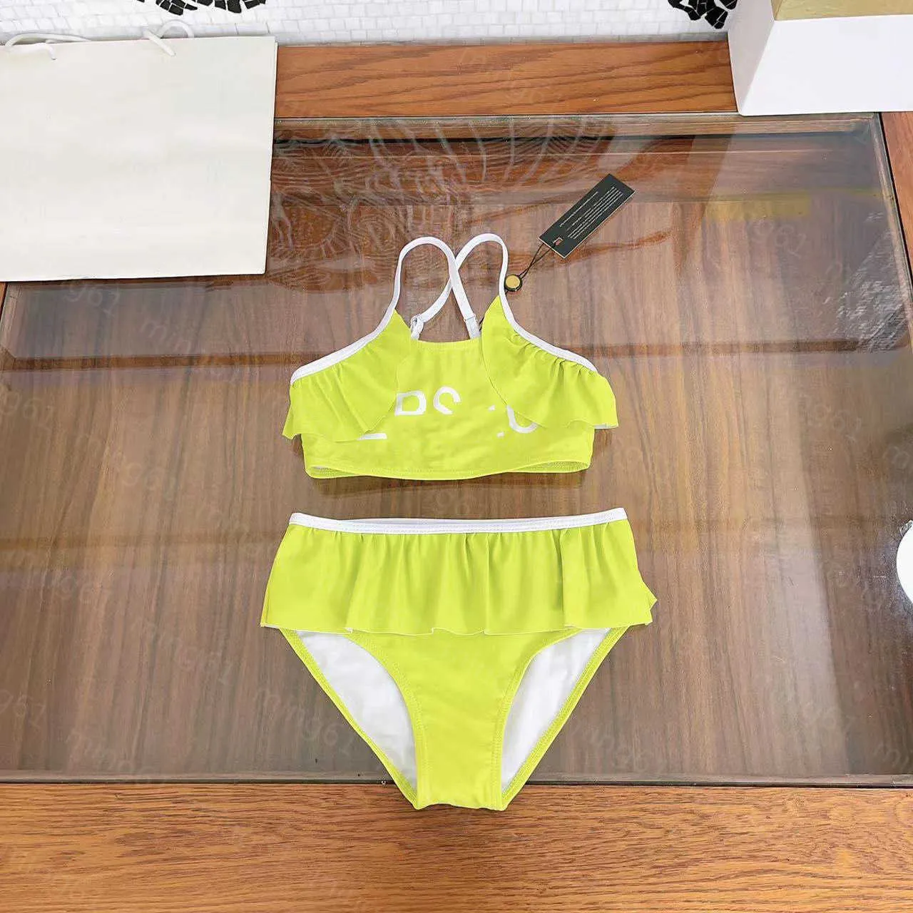 23ss meisjes badmode Designer Zomer Tweedelig badpak kinderen Puur katoen Kleur bijpassende sling Meisjes zwemkleding Strandbikini's Zwemkleding tweedelige babykleding