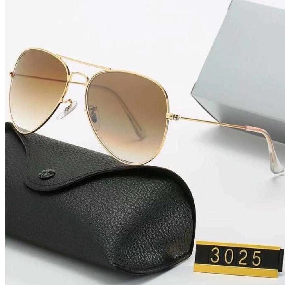 Designer Aviator Solglasögon för män Rale Ban Glasses Woman UV400 Protection Shades Real Glass Lens Gold Metal Frame Driving Sunnies With Original Box